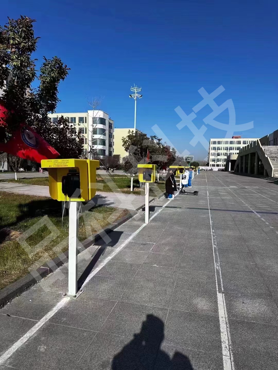 Ʒ��У�@�H��Ԓ�C